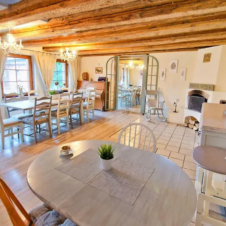 Beautiful Cottage In Dzierzecin Baltic Coast With Garden